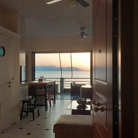 Loutraki Bay Appartement Buitenkant foto
